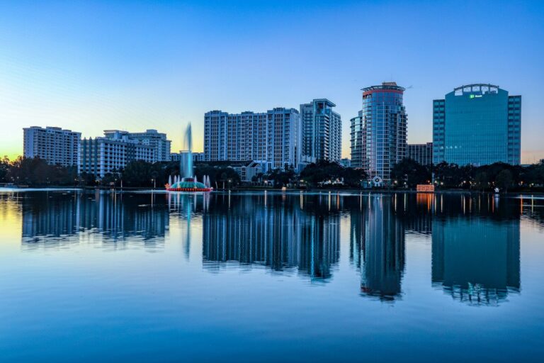 Regular Cleaning vs. Deep Cleaning in Orlando