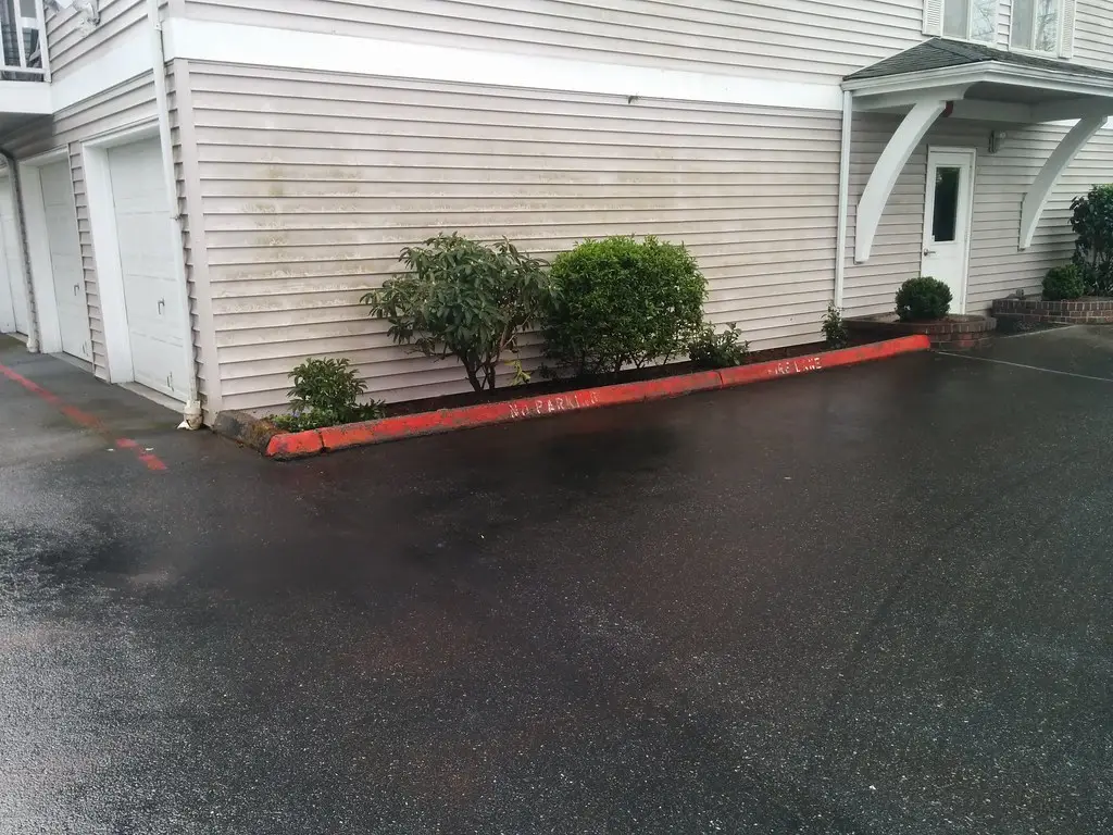 Pressure Washing Fire Lane Curbs